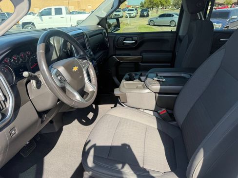 Used 2020 Chevrolet Silverado 1500 LT w/ Texas Edition AWD/4WD image 27
