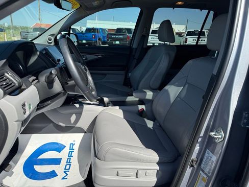 Used 2021 Honda Pilot Elite image 16