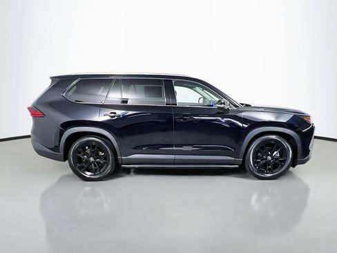 Used 2025 Toyota Grand Highlander AWD Hybrid image 3