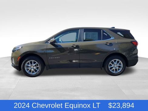 Certified 2024 Chevrolet Equinox LT AWD/4WD image 2