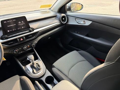 Certified 2024 Kia Forte LXS w/ LXS Technology Package FWD image 24