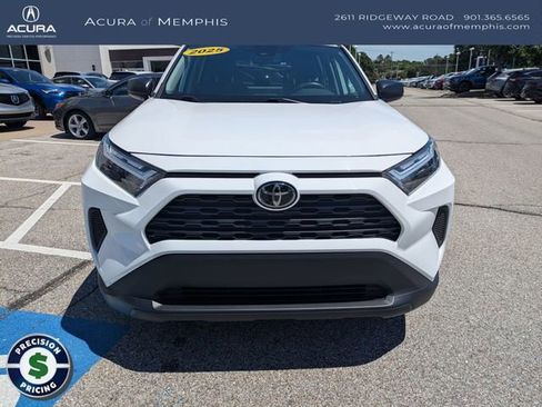 Used 2025 Toyota RAV4 LE FWD image 11