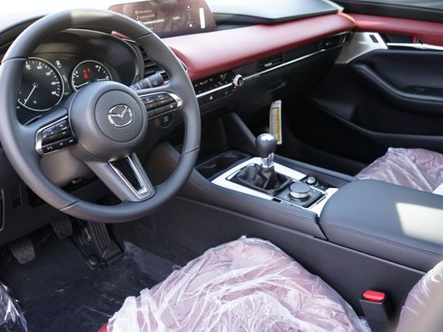 New 2026 MAZDA MAZDA3 2.5 S Hatchback w/ Premium Pkg image 17