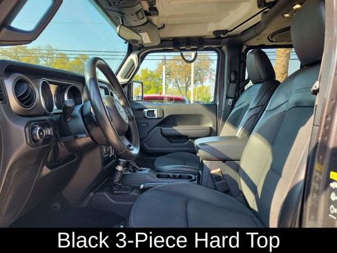 Used 2020 Jeep Wrangler Unlimited Sport image 2