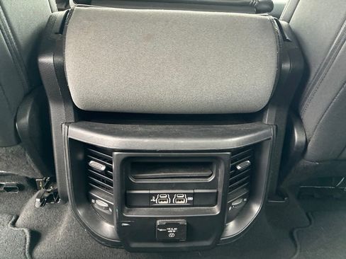 Used 2019 RAM 1500 Big Horn AWD/4WD image 20