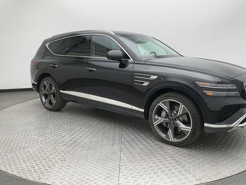 Certified 2026 Genesis GV80 2.5T Prestige AWD/4WD image 2