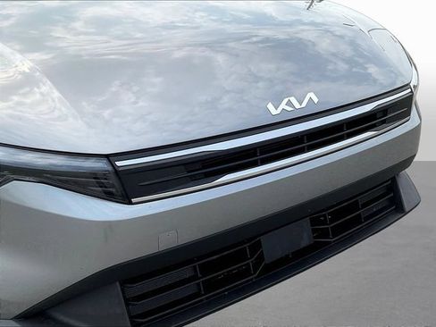 Used 2025 Kia K4 FWD image 34