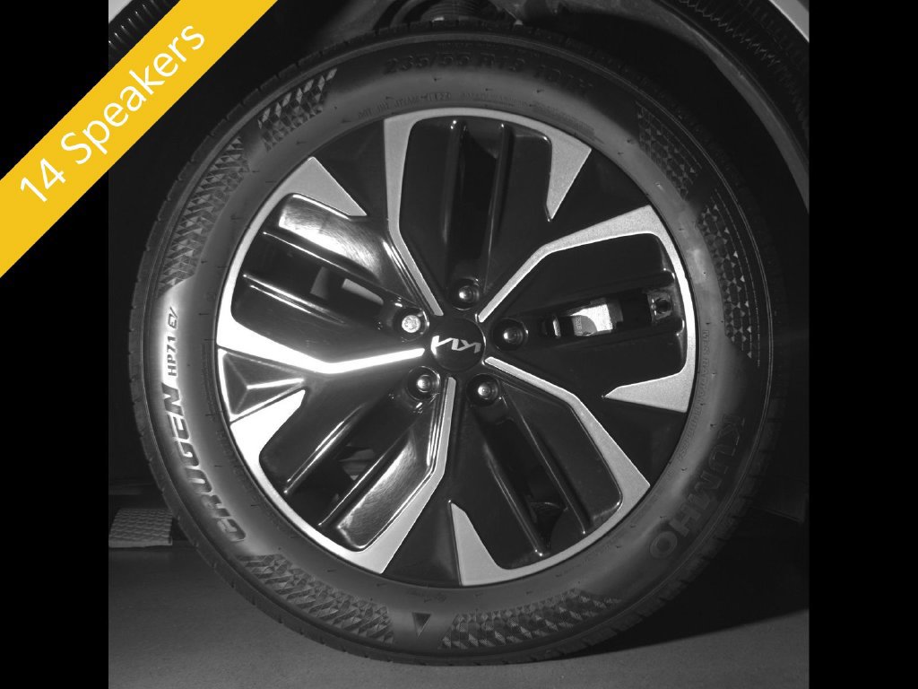 Certified 2024 Kia EV6 Wind AWD/4WD image 11