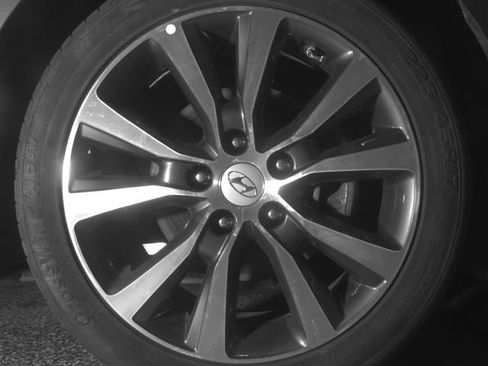 Used 2020 Hyundai Elantra GT FWD image 22