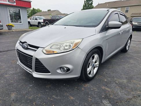 Used 2012 Ford Focus SE FWD image 1