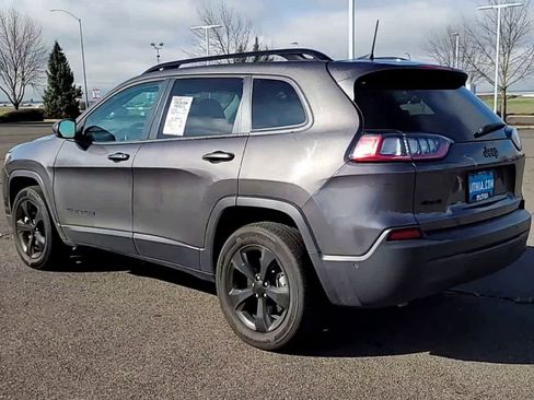 Used 2023 Jeep Cherokee Altitude Lux w/ Lux Elite Package image 6