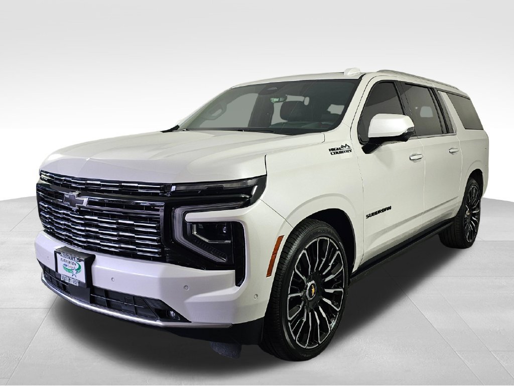 Used 2025 Chevrolet Suburban High Country AWD/4WD image 3
