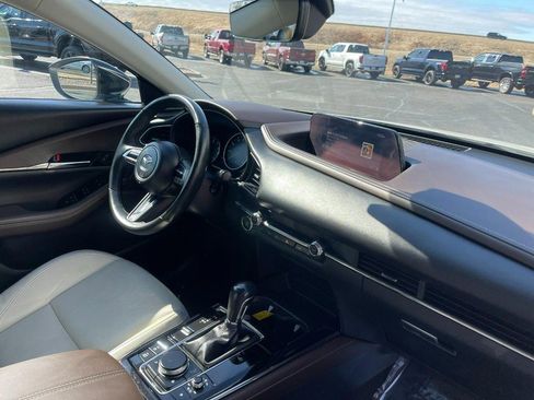 Used 2021 MAZDA CX-30 2.5 Turbo w/ Premium Plus Pkg image 9