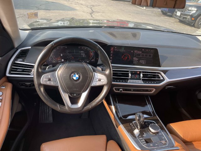 Used 2021 BMW X7 xDrive40i w/ Parking Assistance Package AWD/4WD image 16