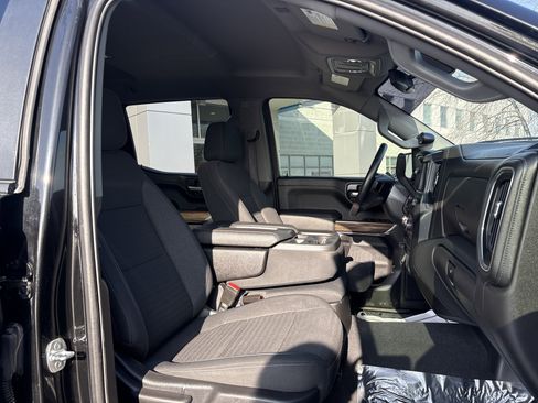 Used 2021 Chevrolet Silverado 1500 RST image 26