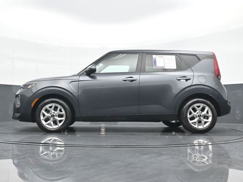 Used 2021 Kia Soul S image 18