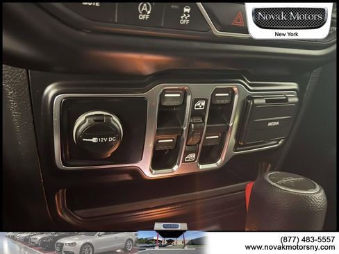 Used 2021 Jeep Gladiator Sport AWD/4WD image 22