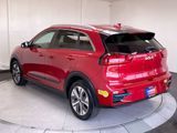 Used 2022 Kia Niro EX image 3
