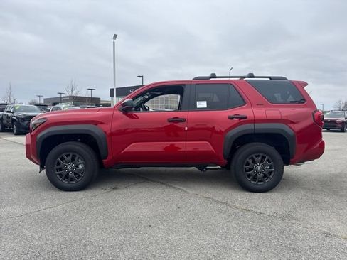 New 2025 Toyota 4Runner SR5 image 3