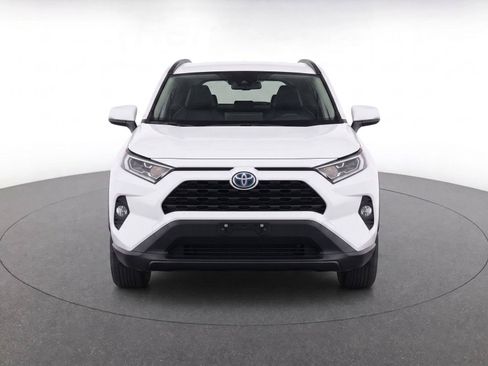 Used 2021 Toyota RAV4 XLE AWD/4WD image 5