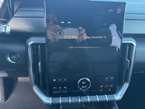 New 2026 GMC Acadia Elevation image 21