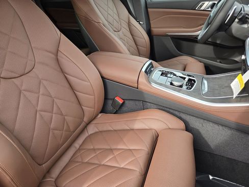 New 2026 BMW X5 xDrive40i w/ M Sport Package image 16