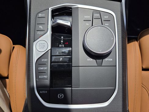 New 2026 BMW 330i xDrive Sedan w/ M Sport Package image 25