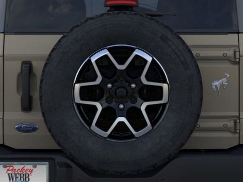 New 2026 Ford Bronco Outer Banks image 25