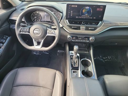 Used 2024 Nissan Altima 2.5 SL FWD image 28