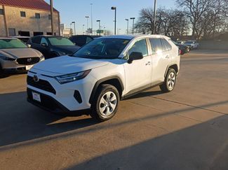 Used 2025 Toyota RAV4 LE video 1