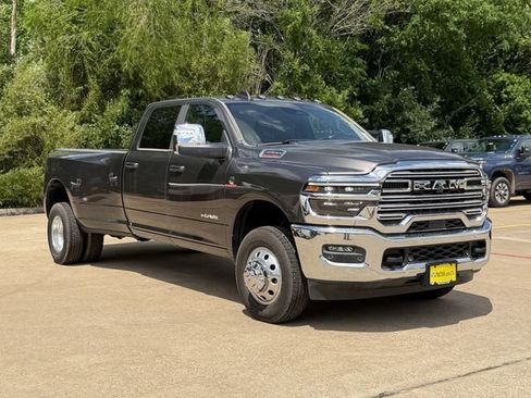 New 2026 RAM 3500 Laramie AWD/4WD image 2