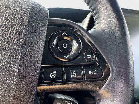 Certified 2021 Toyota Prius Prime Limited FWD image 35