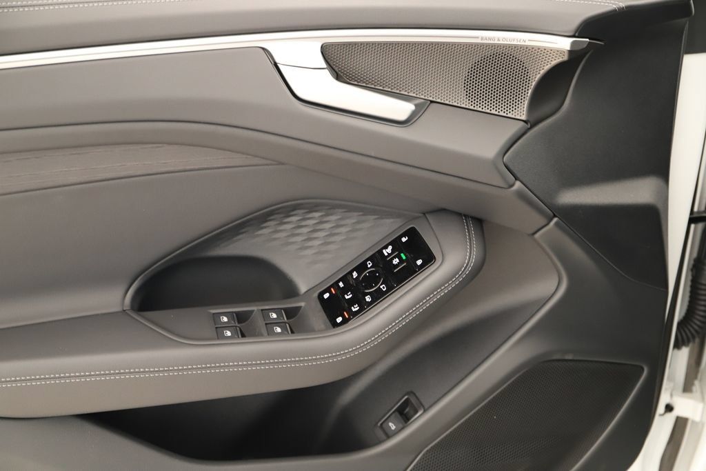 New 2026 Audi A6 Premium Plus AWD/4WD image 22