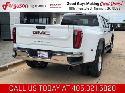 New 2026 GMC Sierra 3500 Pro AWD/4WD image 3