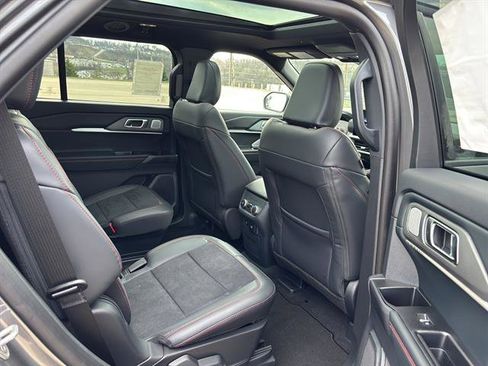 New 2026 Ford Explorer ST w/ Sun And Sound Package image 18
