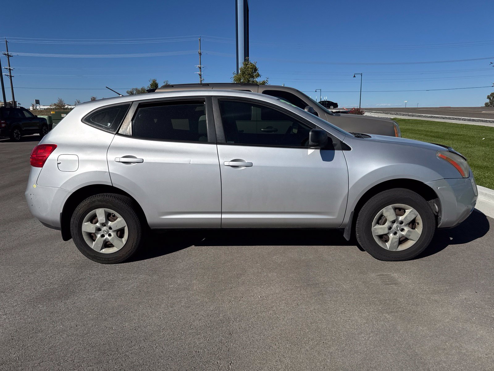 Used 2009 Nissan Rogue S AWD/4WD image 5