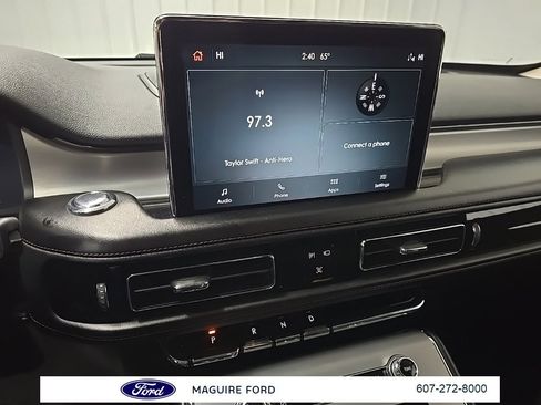 Used 2022 Lincoln Aviator AWD w/ Elements Package image 24