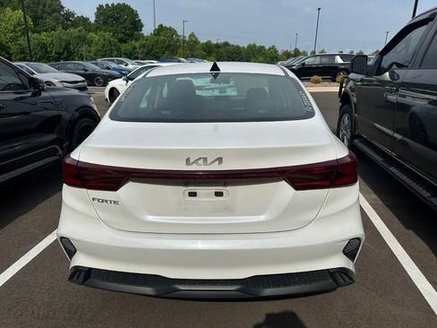 Used 2024 Kia Forte LXS FWD image 5