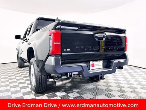 Certified 2025 Toyota Tacoma SR image 19