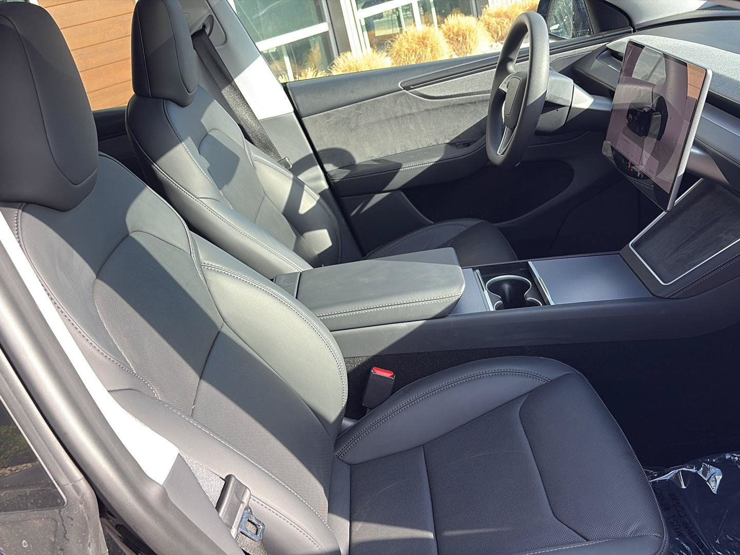 Used 2026 Tesla Model Y Long Range AWD/4WD image 12