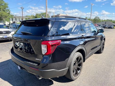 Used 2023 Ford Explorer ST-Line w/ Class IV Trailer Tow Package AWD/4WD image 9