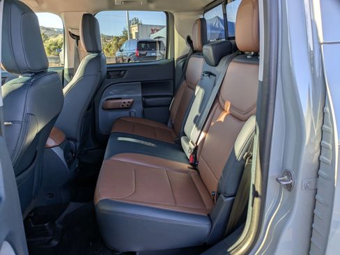 Used 2022 Ford Maverick Lariat w/ Lariat Luxury Package image 23