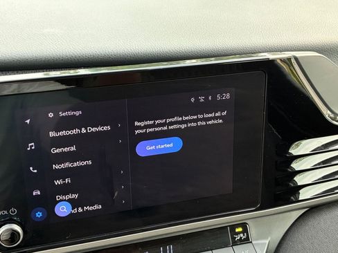 Used 2025 Toyota Camry LE image 20