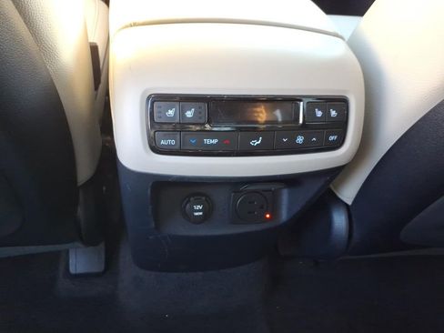 Used 2024 Hyundai Palisade Limited image 12