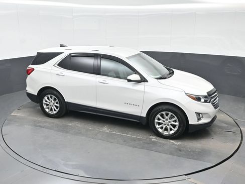 Used 2018 Chevrolet Equinox LT FWD image 23