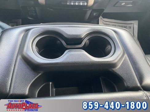 Used 2019 RAM 1500 Laramie image 37