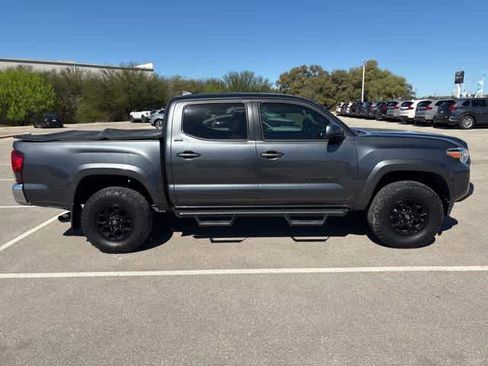 Used 2022 Toyota Tacoma SR5 image 6