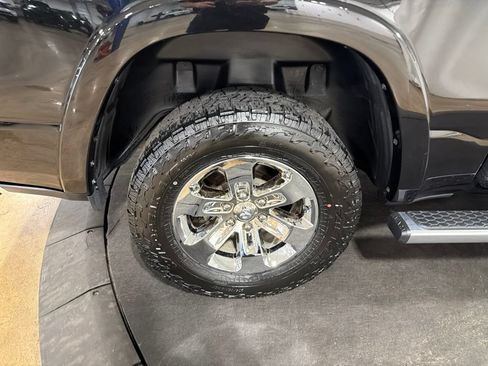Used 2022 RAM 1500 Laramie AWD/4WD image 39