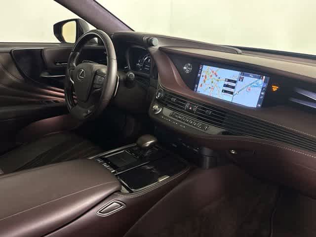 Used 2018 Lexus LS 500 AWD w/ Luxury Package image 18