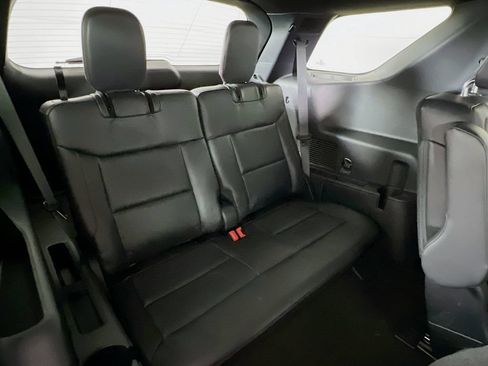 New 2026 Ford Explorer ST-Line w/ ST-Line Street Pack AWD/4WD image 17